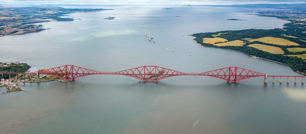 scotland-2016-aerial-edinburgh-forth_bridge